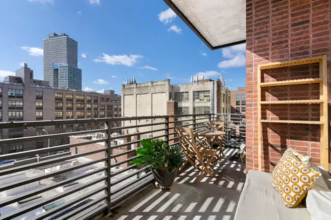 $8,000 | 62 North 3rd Street, Unit 5A | Williamsburg