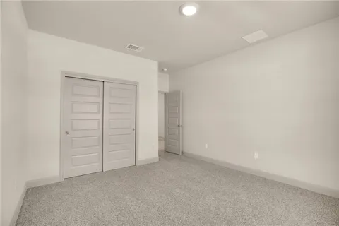 an empty room with an empty space
