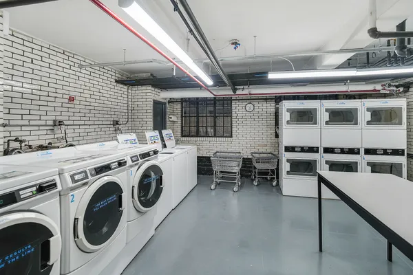 $399,000 | 102 West 85th Street, Unit 2B | Upper West Side