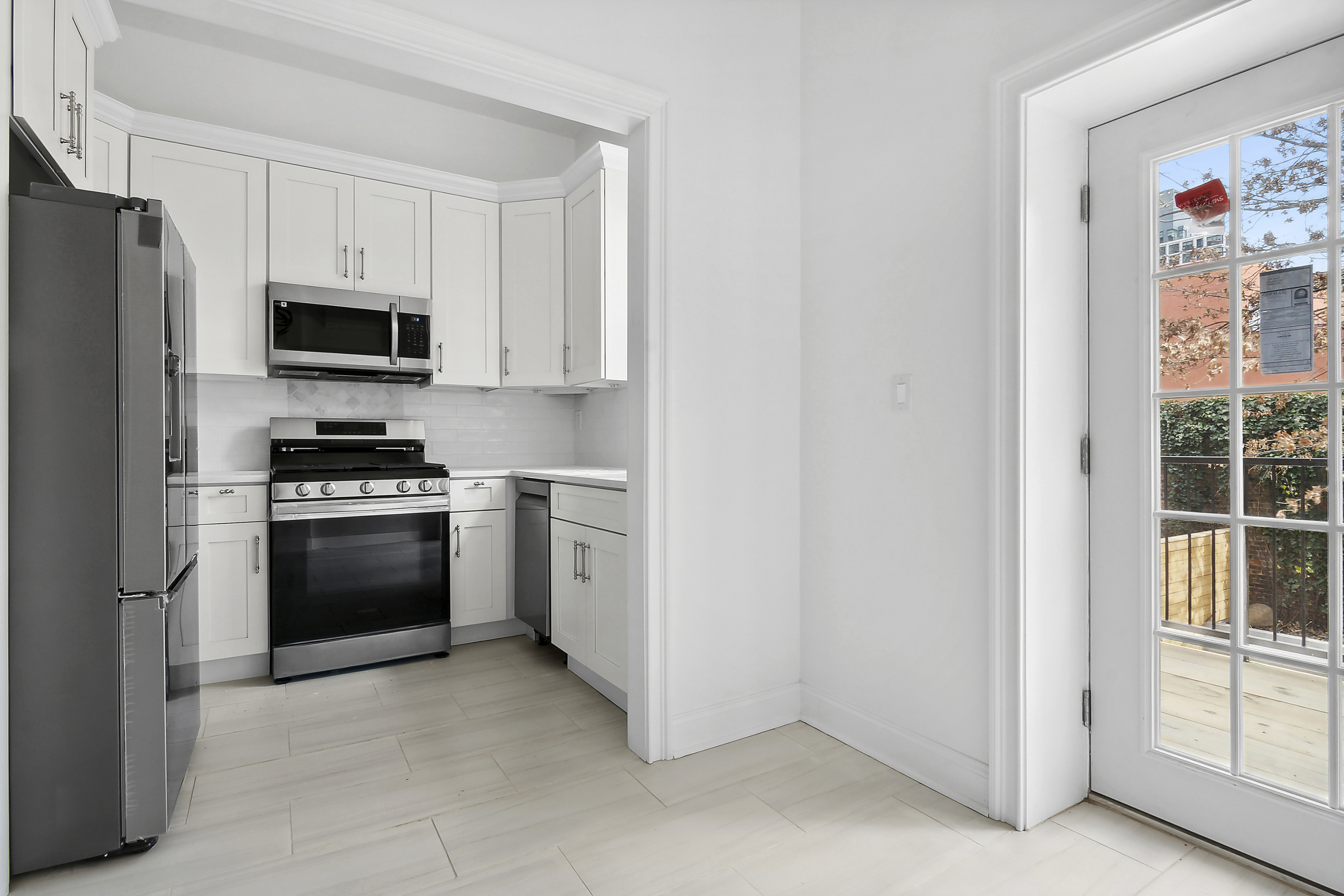 565 Carlton Avenue, Unit 2 Brooklyn, NY 11238 - Photo 3 of 12