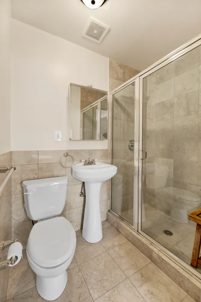 $4,500 | 36 Russell Street, Unit 22 | Greenpoint