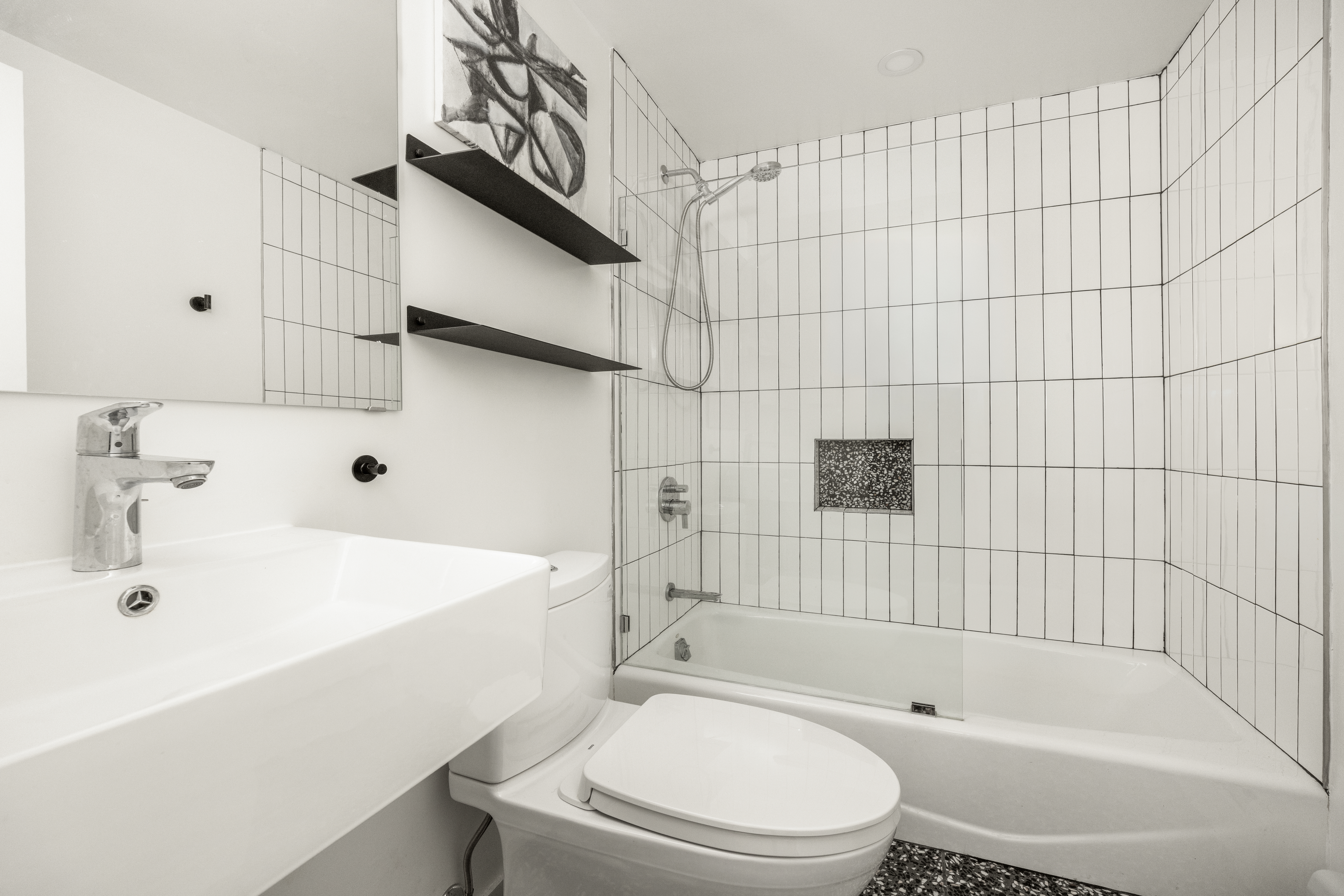 86 Meserole Avenue, Unit 1A Brooklyn, NY 11222 - Photo 8 of 11