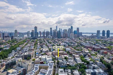 $999,000 | 367 3rd Street, Unit 202, Jersey City, NJ 07302