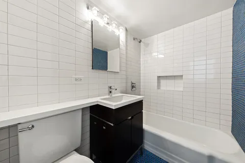 $1,699,000 | 16 West 16th Street, Unit 14NN | Flatiron