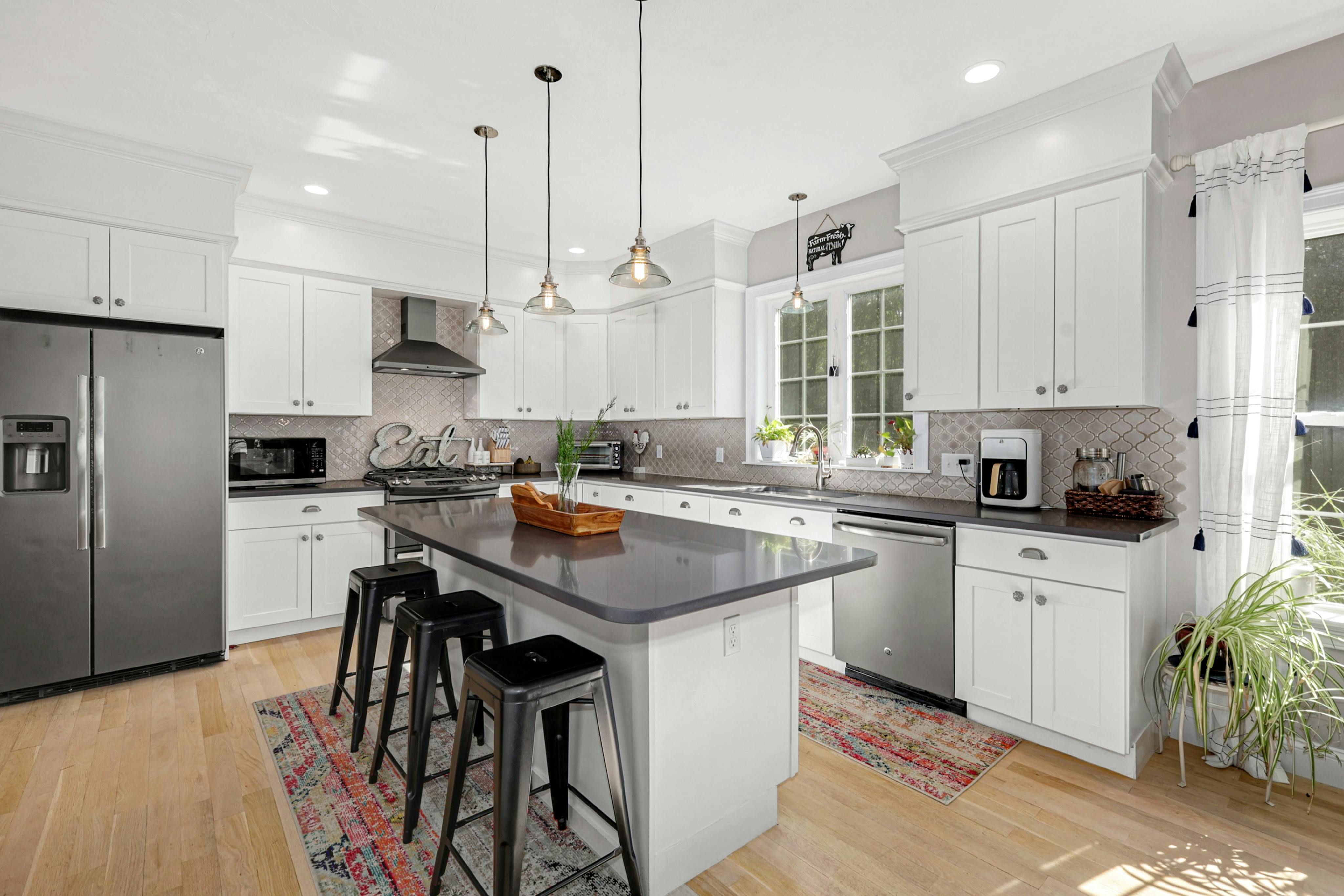 424 Langen Road Lancaster, MA 01523 - Photo 2 of 28 Gallery Image 2