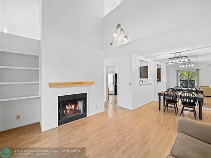 $369,999 | 5095 Heatherhill Lane, Unit 8, Boca Raton, FL 33486