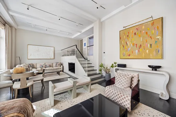 $1,650,000 | 169 East 78th Street, Unit 7C | Upper East Side