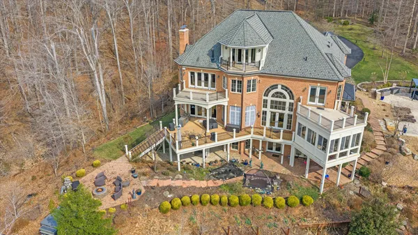 $2,750,000 | 10036 Lake Occoquan Drive, Manassas, VA 20111