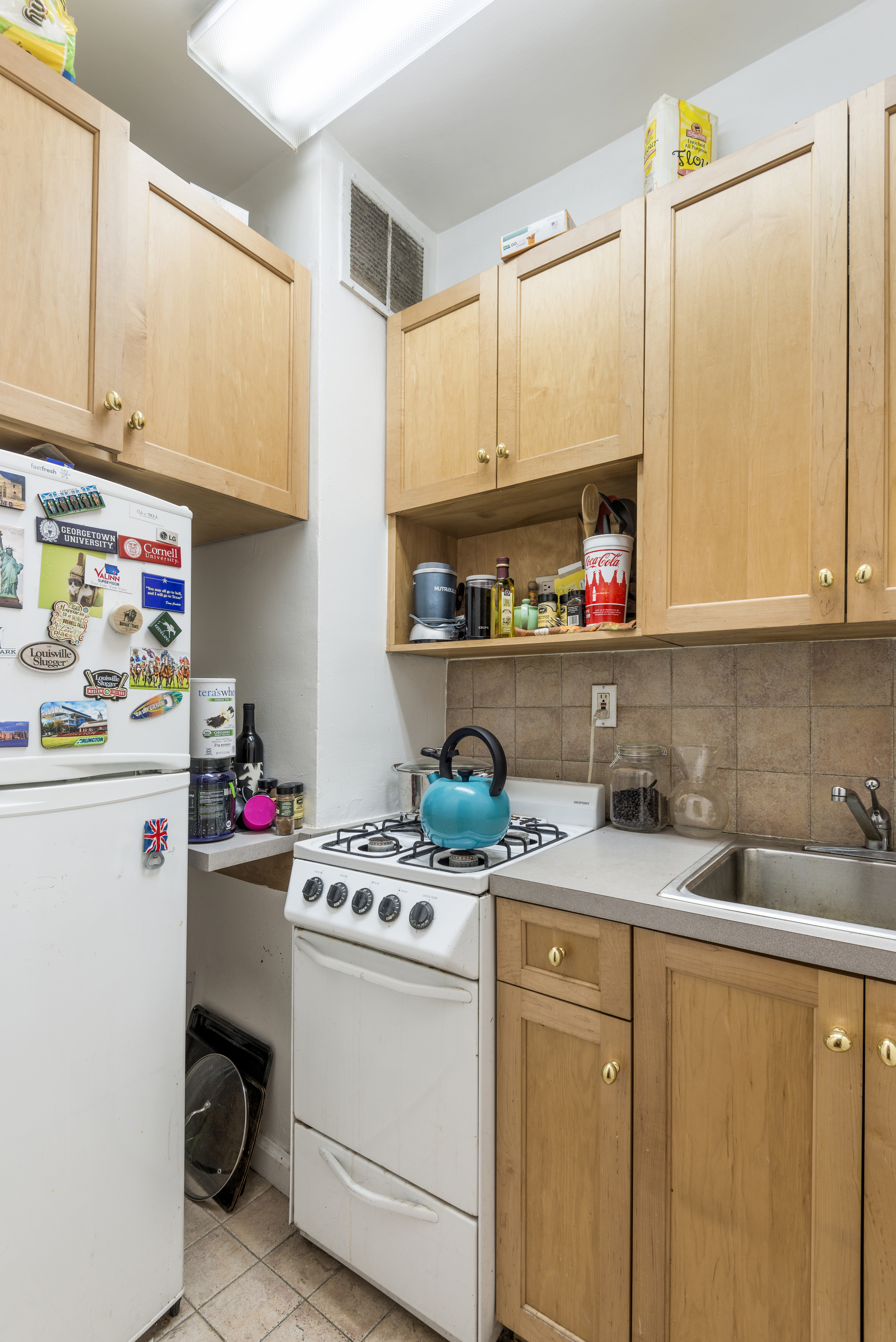 240 East 46th Street, Unit 2H Manhattan, NY 10017 - Photo 4 of 5