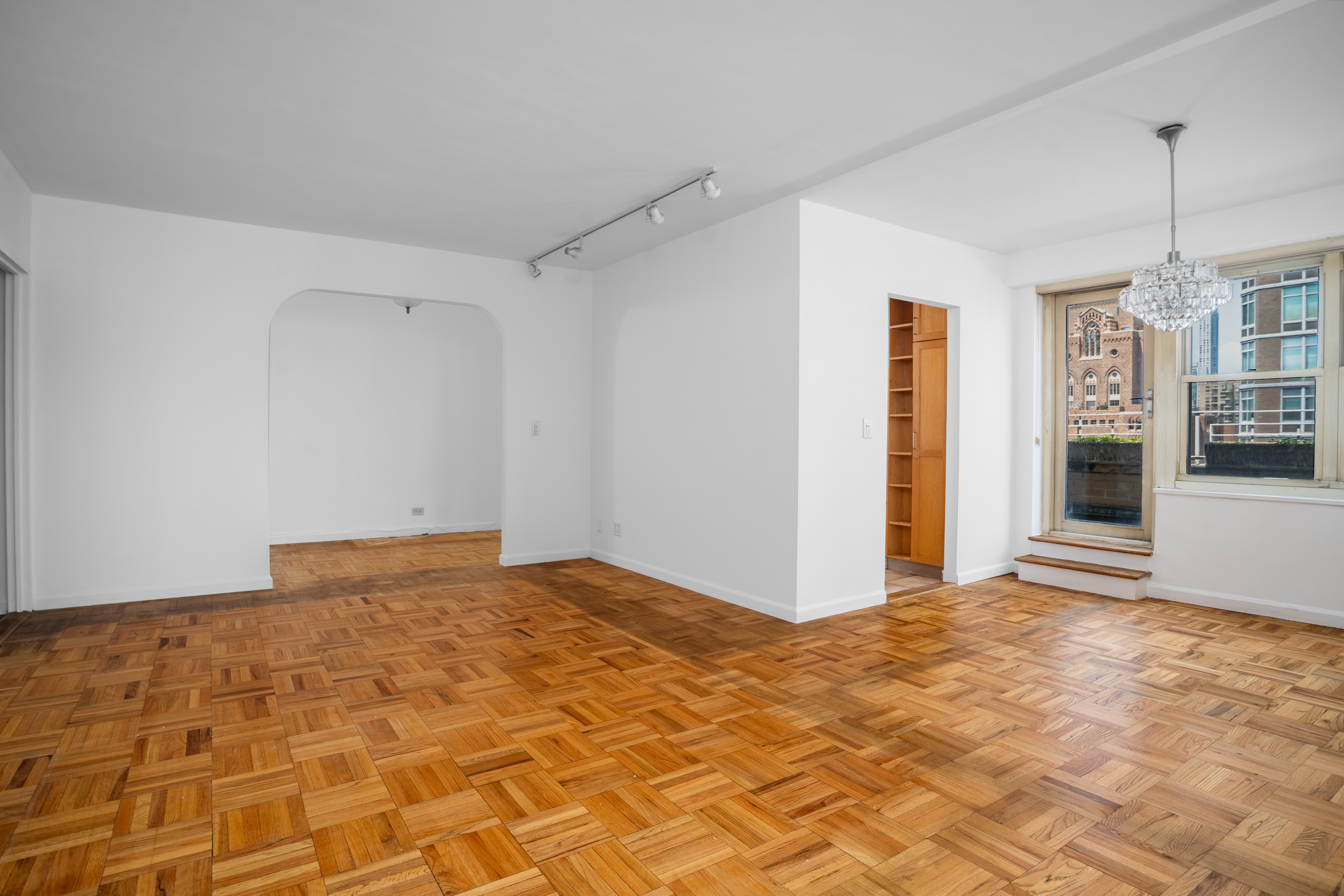205 East 63rd Street, Unit 19G Manhattan, NY 10065 - Photo 9 of 21