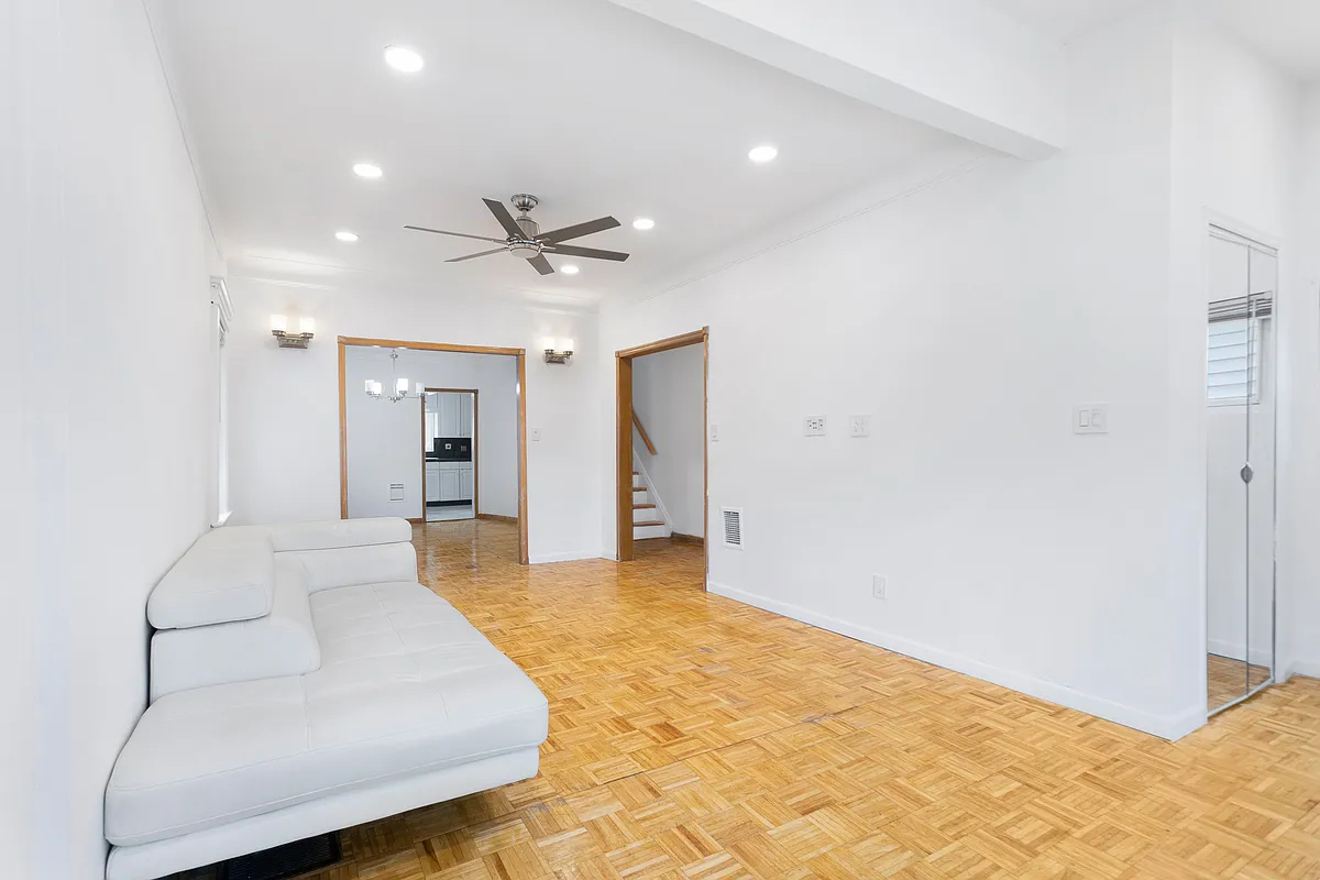 91-22 92nd Street Queens, NY 11421 - Photo 3 of 23