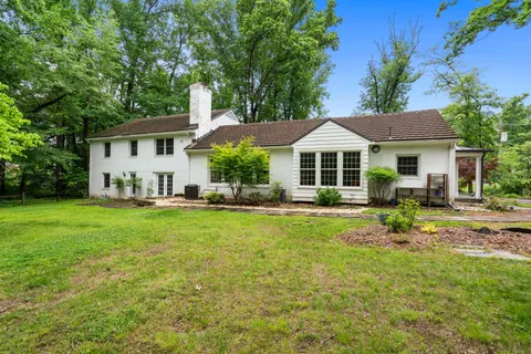 Contact Agent | 6613 Bradley Boulevard, Bethesda, MD 20817