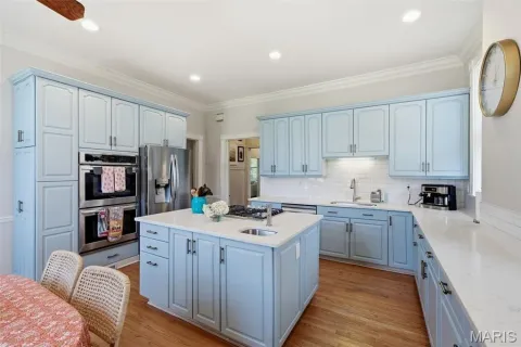 $1,200,000 | 4917 Pershing Place, St. Louis, MO 63108