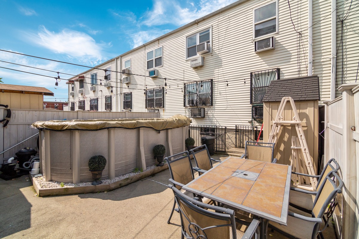 339 Evergreen Avenue Brooklyn, NY 11221 - Photo 11 of 15