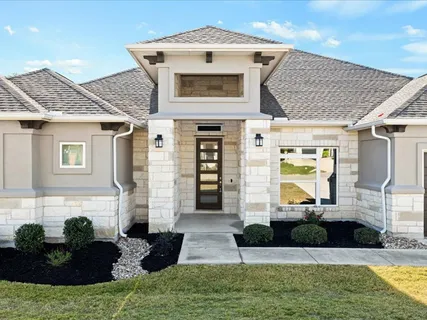 $825,000 | 227 Bridge Water Loop, Dripping Springs, TX 78620