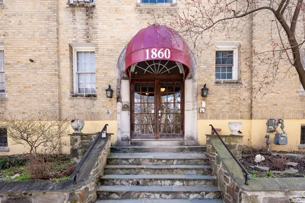 $221,500 | 1860 Clydesdale Place Northwest, Unit Undisclosed, Washington, DC 20009