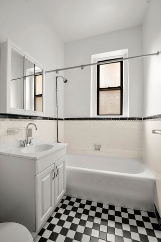 $710,000 | 80 Winthrop Street, Unit F1 | Prospect Lefferts Gardens