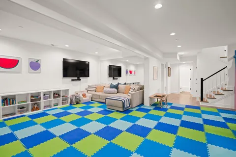 $2,289,000 | 4529 Rosedale Avenue, Bethesda, MD 20814