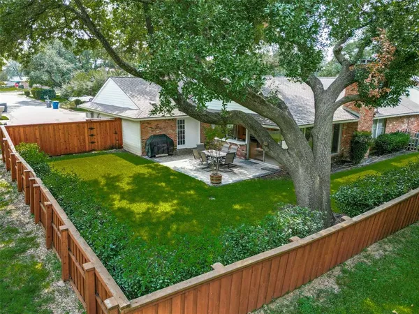 $3,150 | 15731 Overmead Circle, Dallas, TX 75248