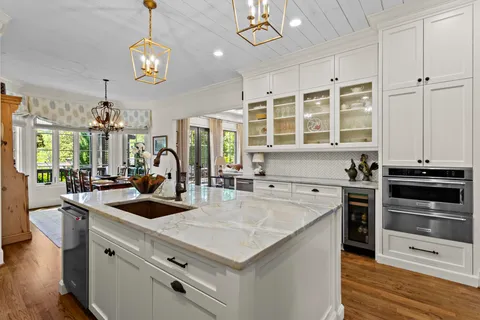$1,625,000 | 1190 Austin Glen Drive, Atlanta, GA 30338