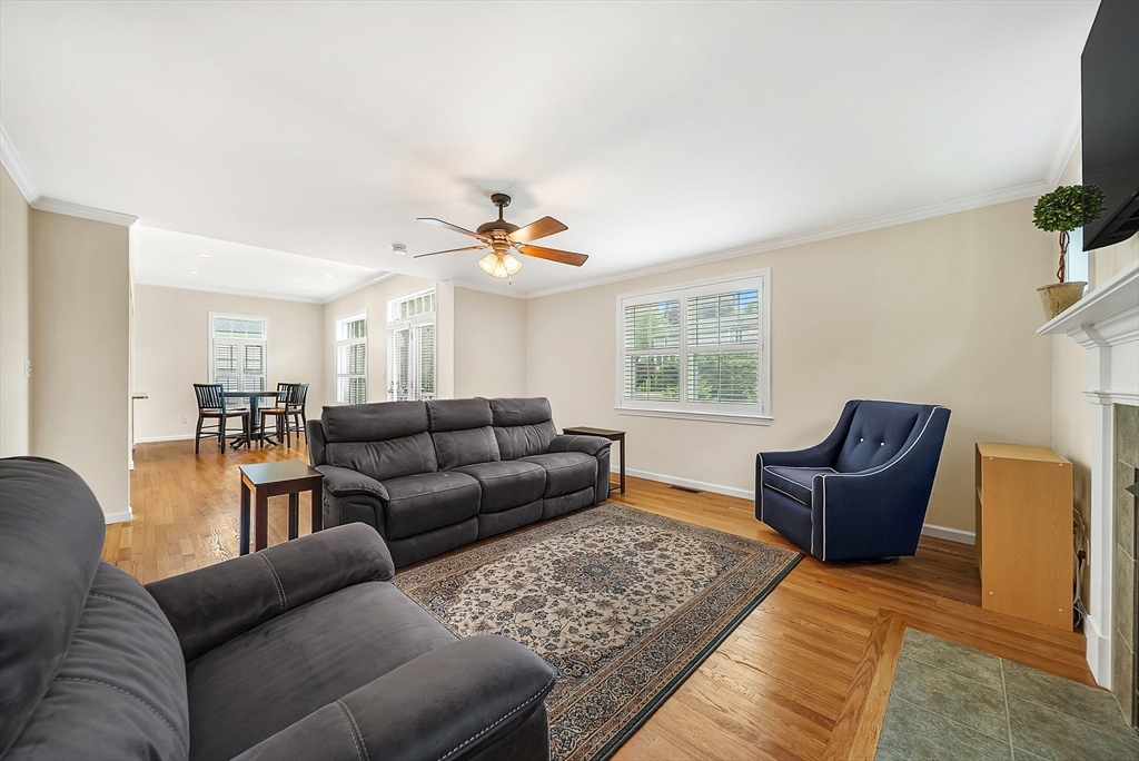 17 Russell Road Framingham, MA 01702 - Photo 8 of 19 Gallery Image 8