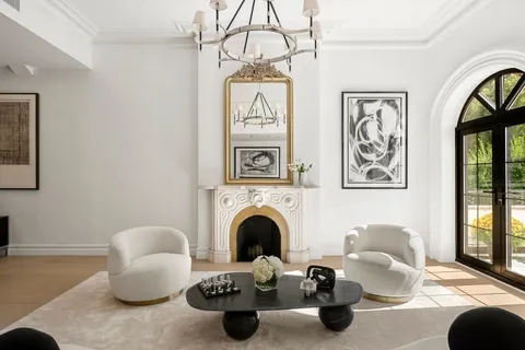 $9,995,000 | 222 East 61st Street | Lenox Hill