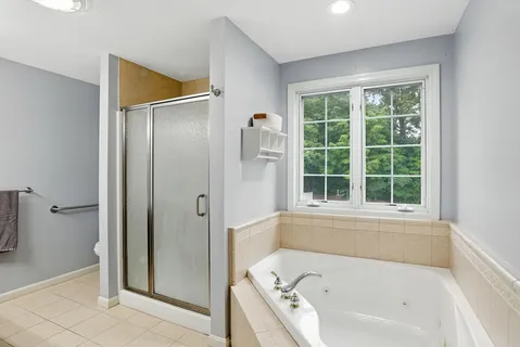 Contact Agent | Address Upon Request, Sutton, MA 01590