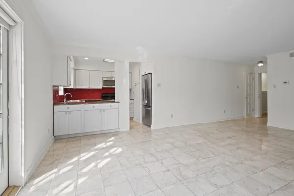 $225,000 | 3000 St Charles Avenue, New Orleans, LA 70115