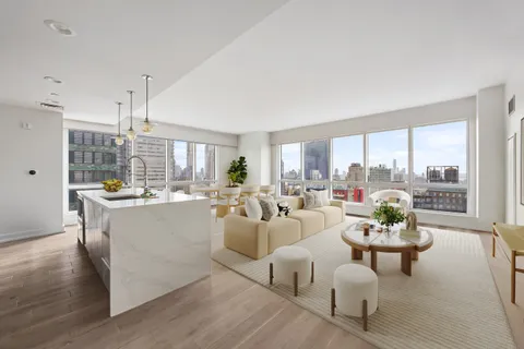 $1,995,000 | 350 West 42nd Street, Unit 37G | Hell's Kitchen