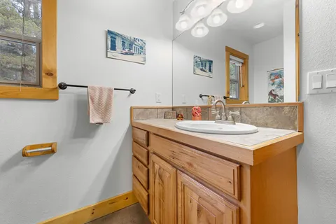 $995,000 | 3606 South Upper Truckee Road, South Lake Tahoe, CA 96150