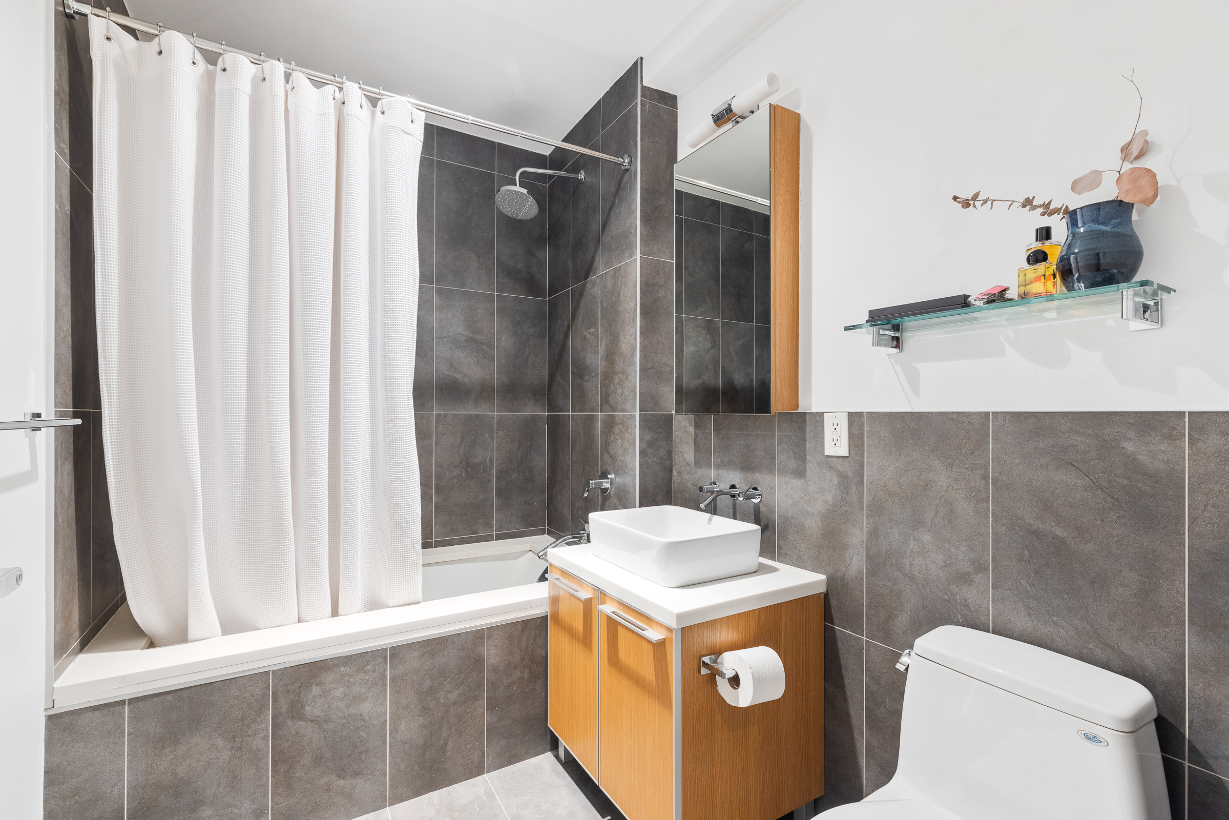 70 Berry Street, Unit 6F Brooklyn, NY 11249 - Photo 8 of 12