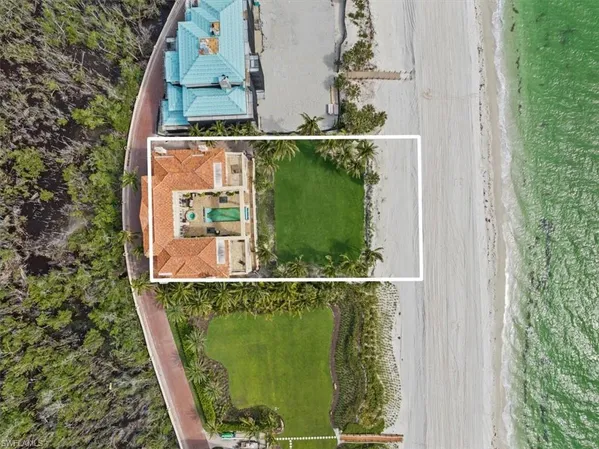 $24,000,000 | 7613 Bay Colony Drive, Naples, FL 34108