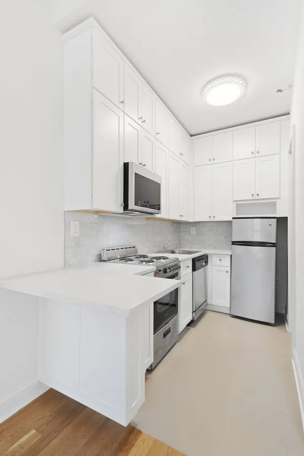 $4,000 | 54 West 89th Street, Unit 3R | Upper West Side