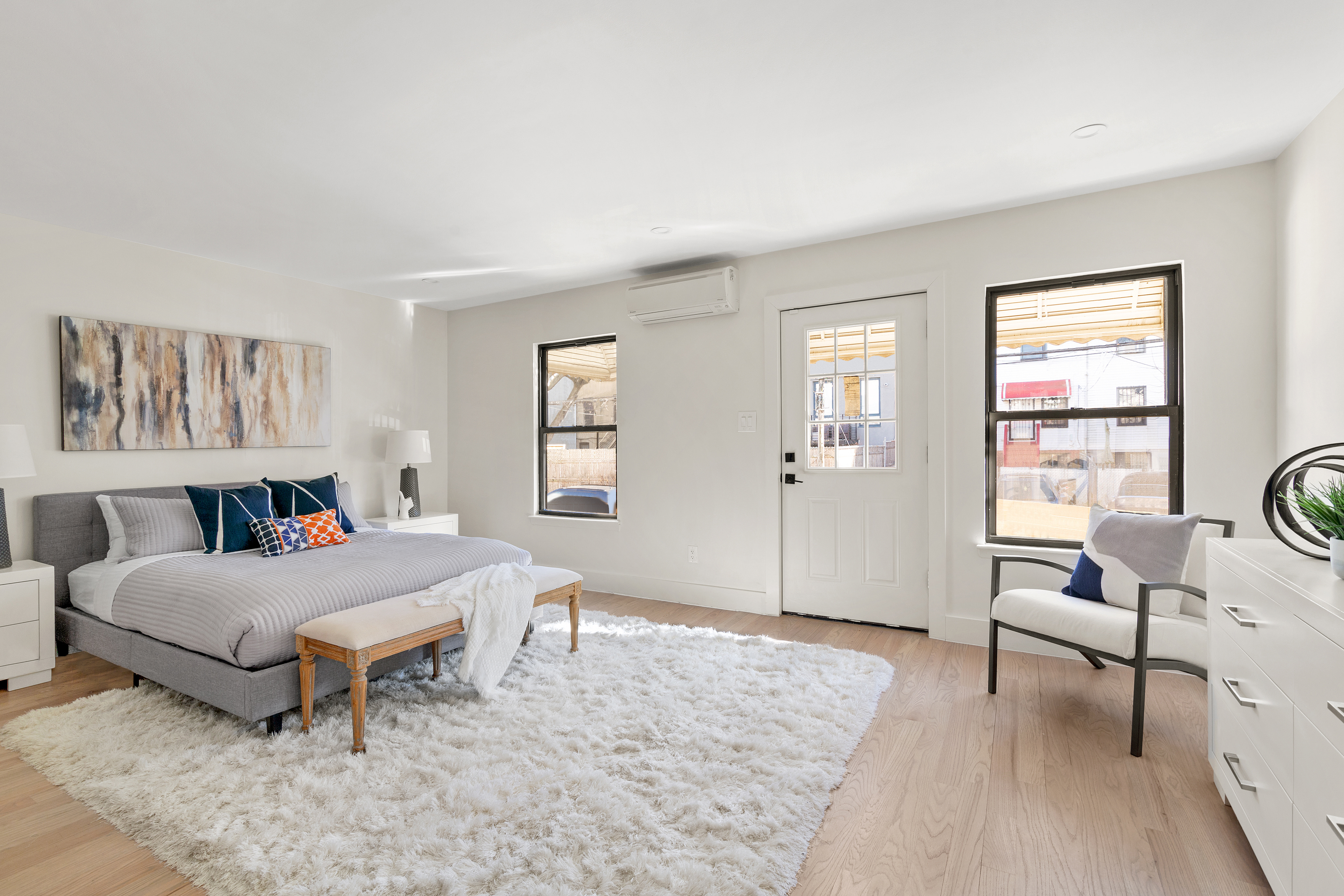 576 Lexington Avenue Brooklyn, NY 11221 - Photo 4 of 13