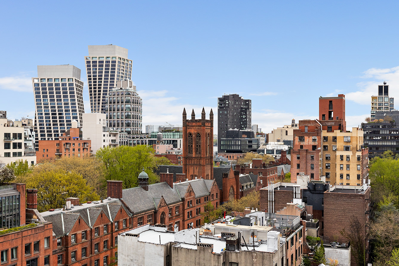 360 West 22nd Street, Unit 12B Manhattan, NY 10011 - Photo 7 of 13