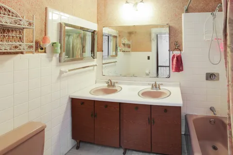 $1,450,000 | 425 81st Street | Bay Ridge