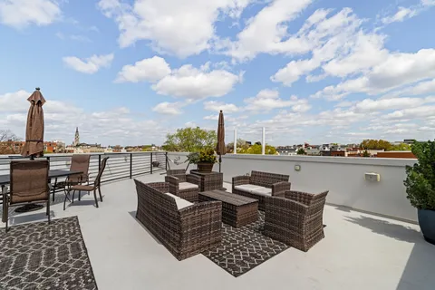 $1,350,000 | 527 Brown Street, Philadelphia, PA 19123