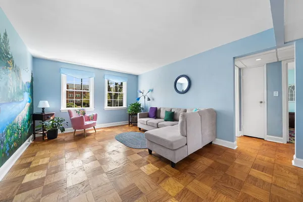 $326,999 | 6602 10th Street, Unit A1, Alexandria, VA 22307