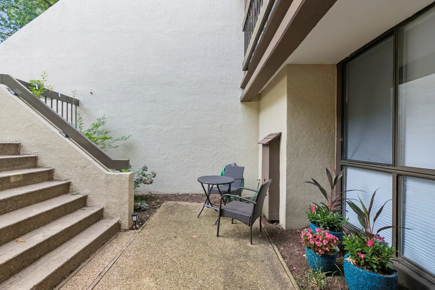 $580,000 | 2246 South Randolph Street, Unit 1, Arlington, VA 22204