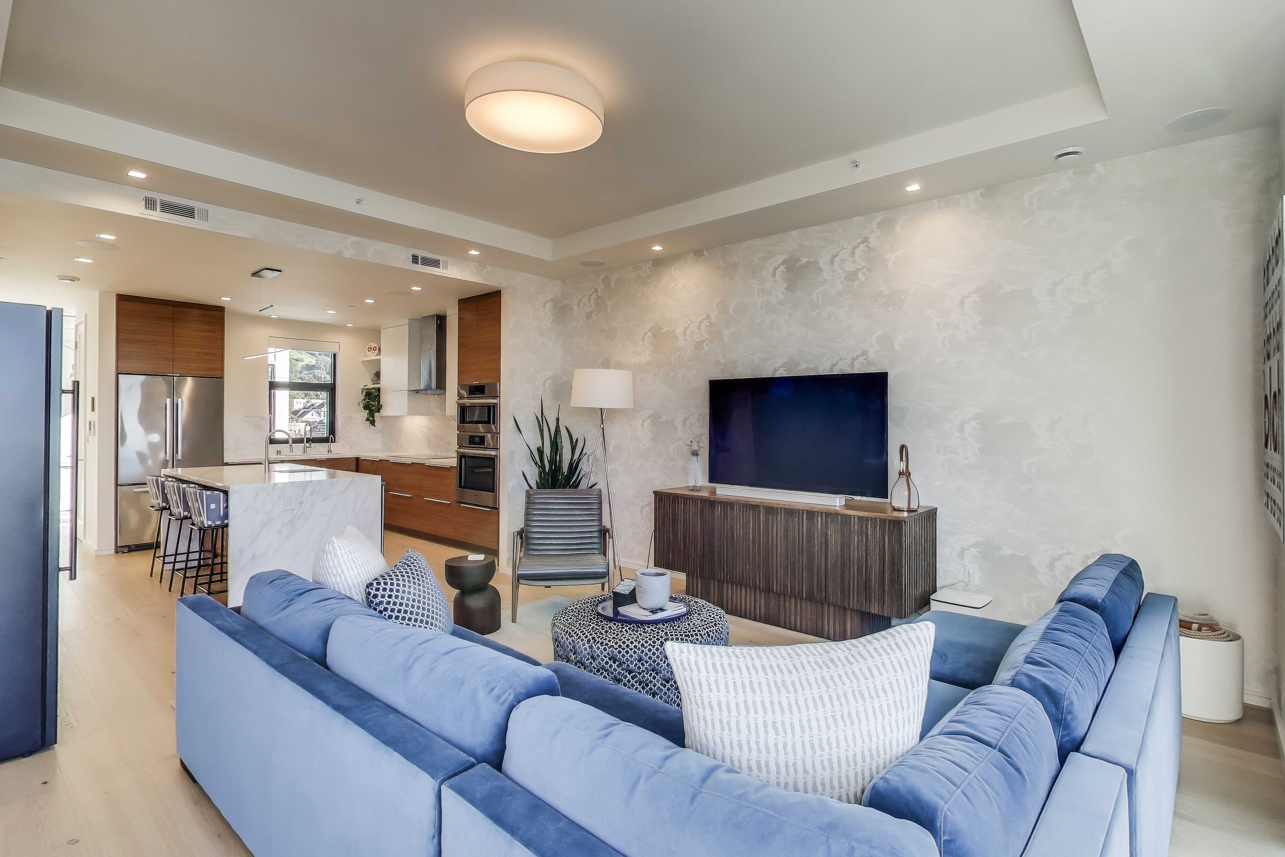 685 Florida Street, Unit PH San Francisco, CA 94110 - Photo 11 of 50