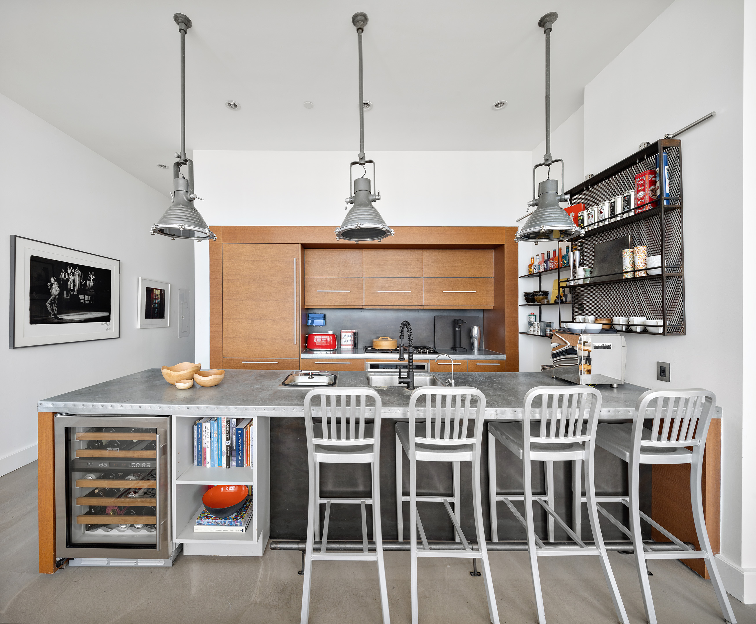 360 Furman Street, Unit 836 Brooklyn, NY 11201 - Photo 7 of 36