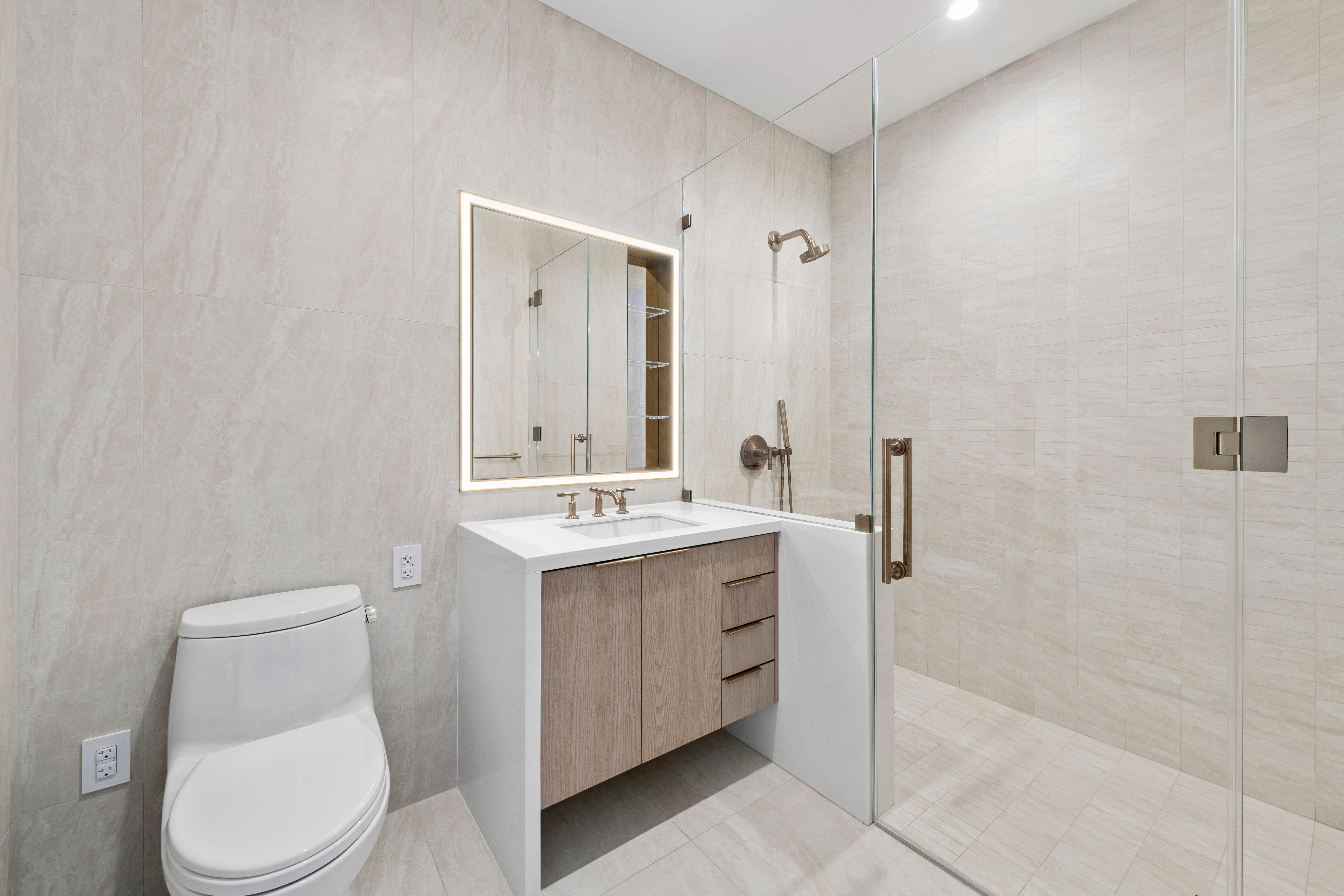 3 Court Square, Unit PH302 Queens, NY 11101 - Photo 7 of 8