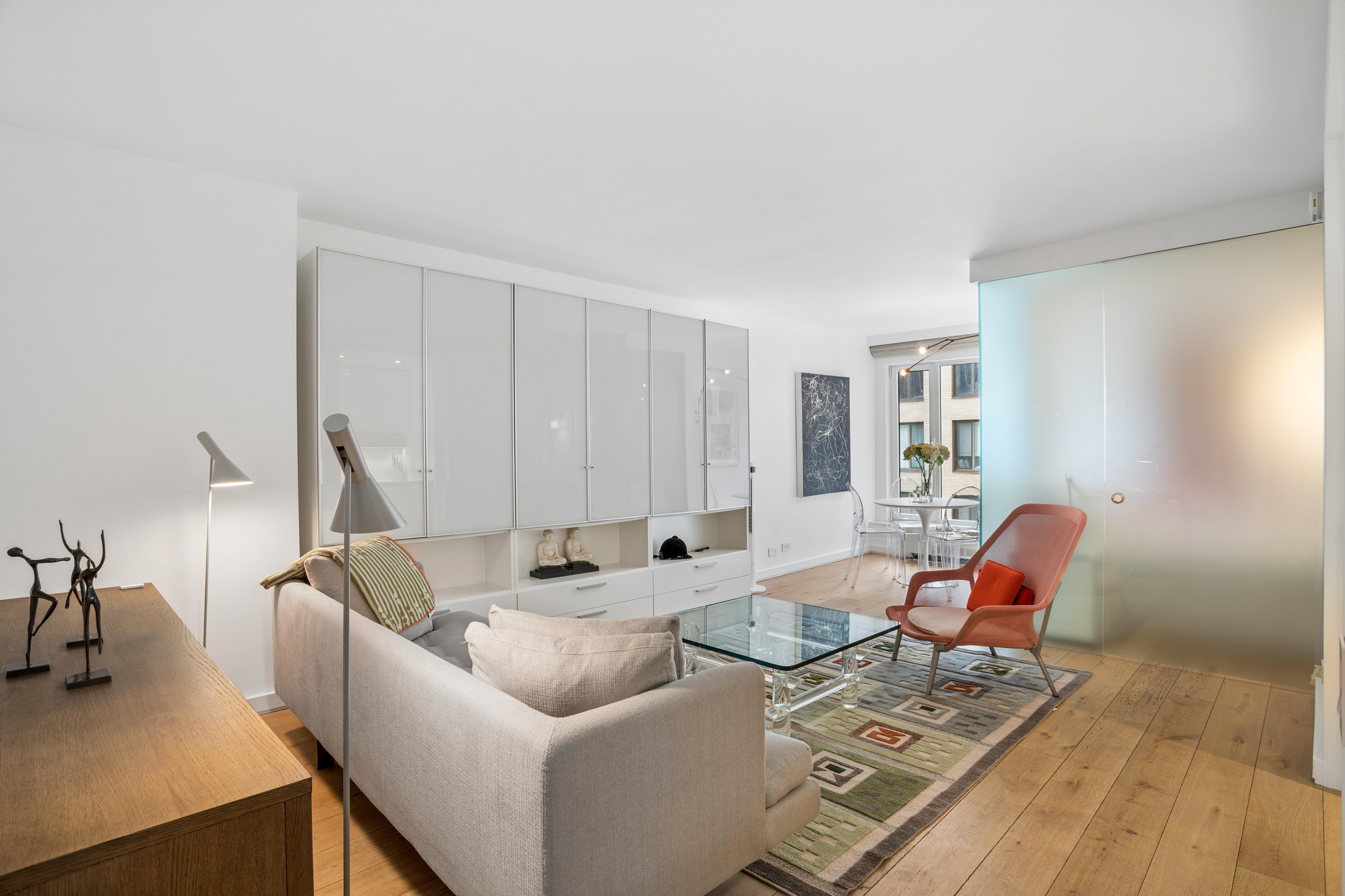 200 Central Park South, Unit 18L Manhattan, NY 10019 - Photo 2 of 9