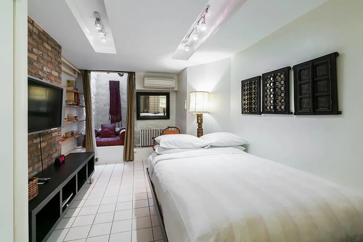 32 East 3rd Street, Unit GARDEN Manhattan, NY 10003 - Photo 14 of 20