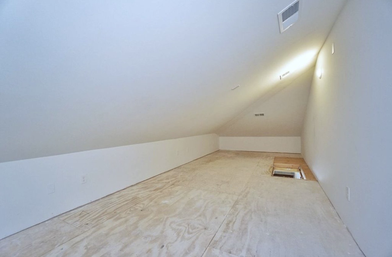 3020 Richmond Terrace Staten Island, NY 10303 - Photo 6 of 18