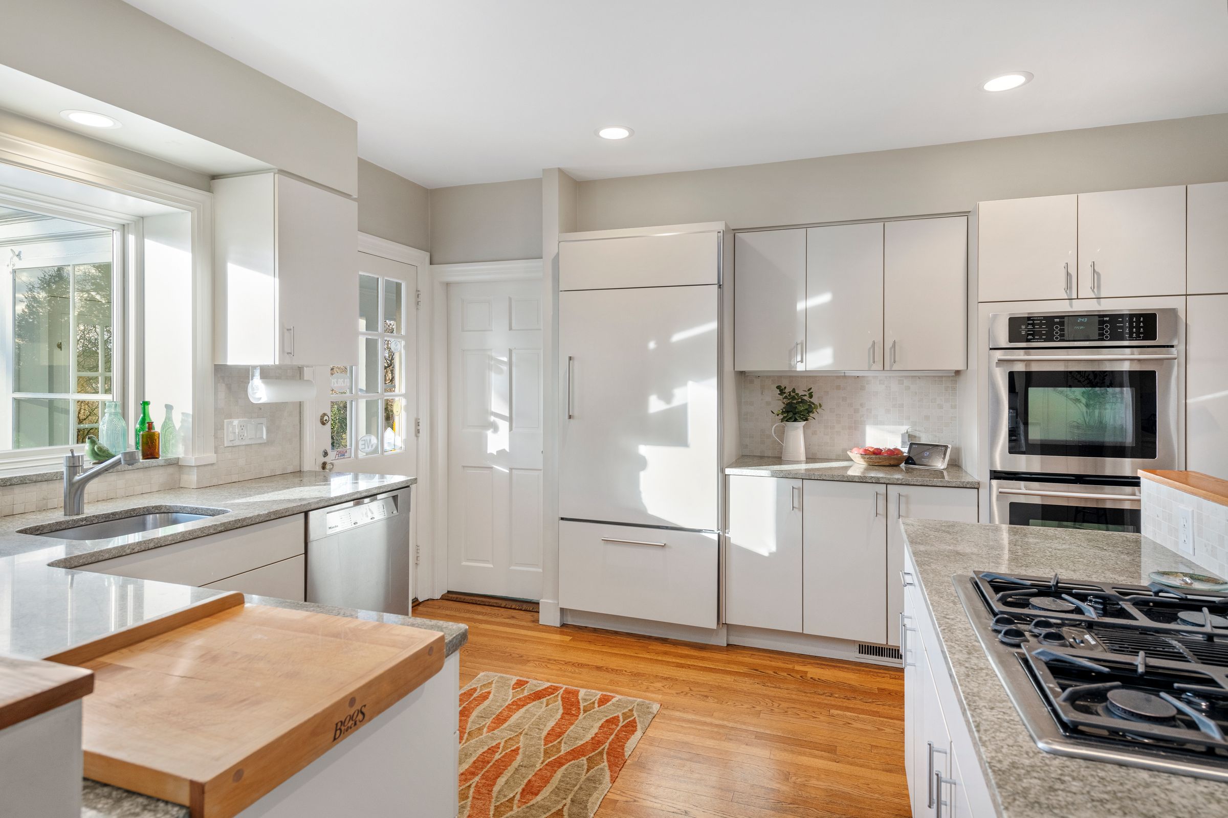 63 Alfred Drowne Road Barrington, RI 02806 - Photo 16 of 43