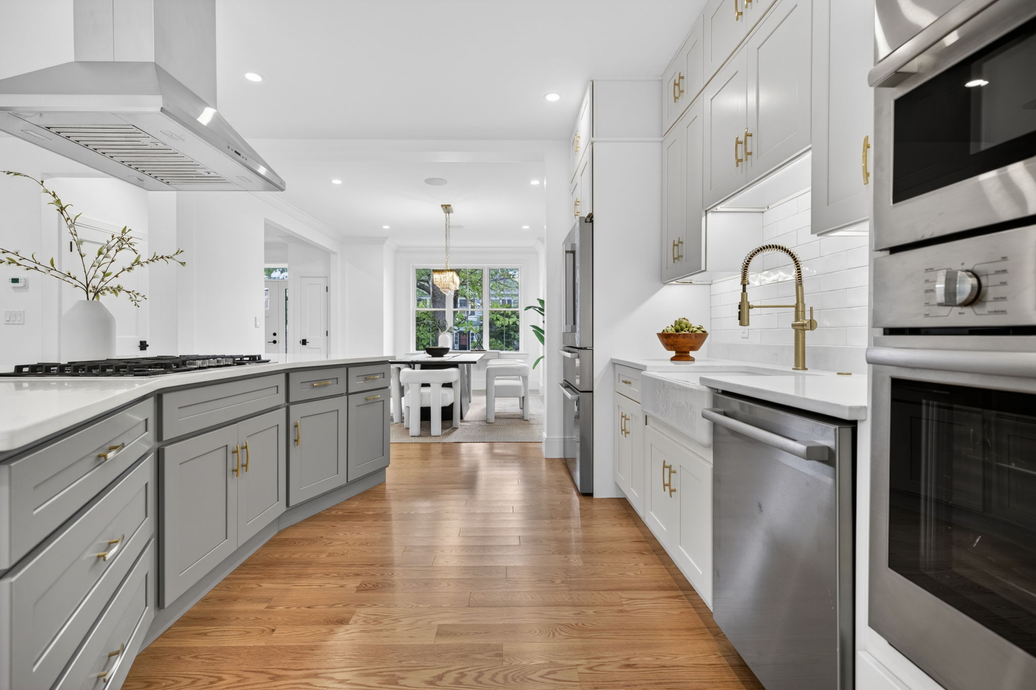 37 Maple Street Lynnfield, MA 01940 - Photo 5 of 42