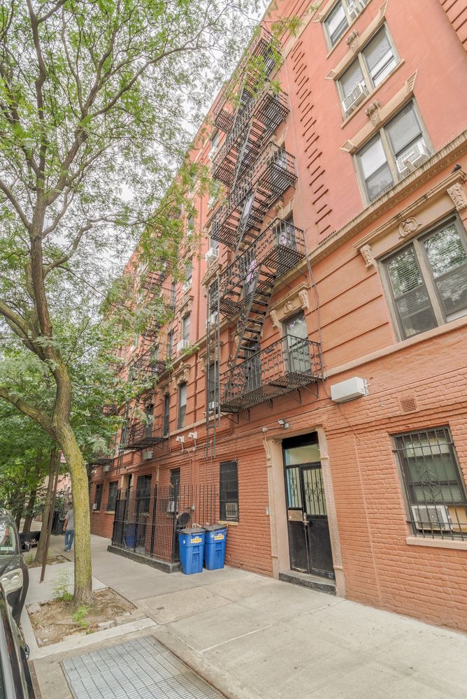 $260,000 | 300 East 119th Street, Unit 2B | East Harlem