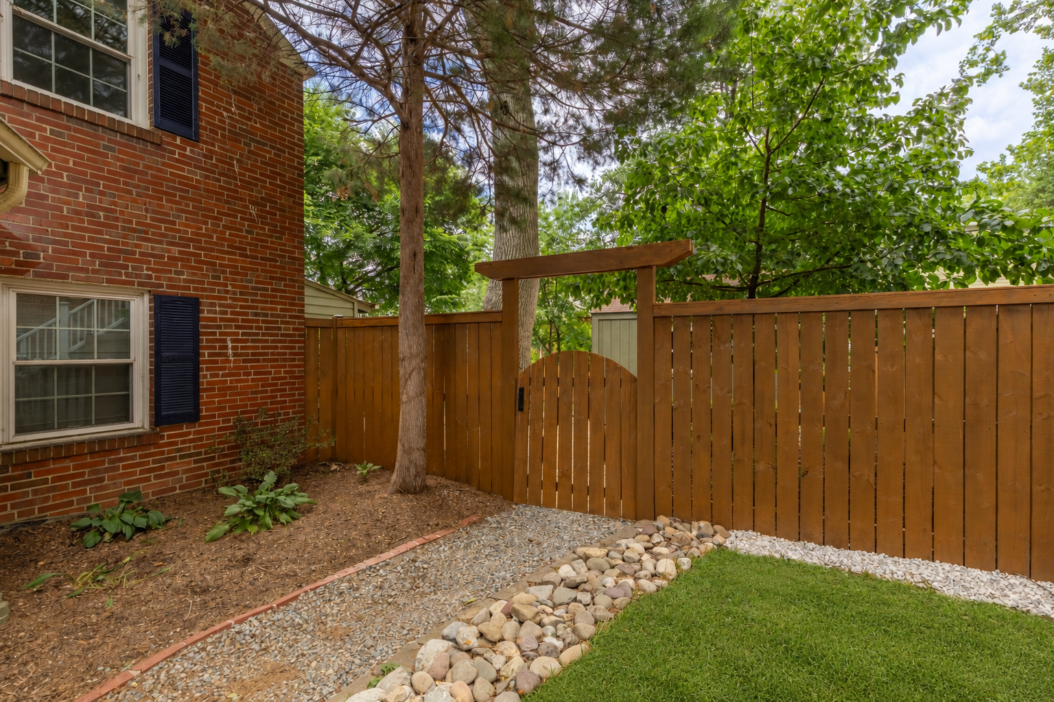 1607 Ballard Street Silver Spring, MD 20910 - Photo 19 of 32 Gallery Image 19