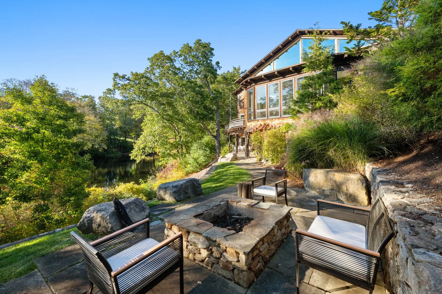 $3,650,000 | 480 Pleasant Street, Marshfield, MA 02050